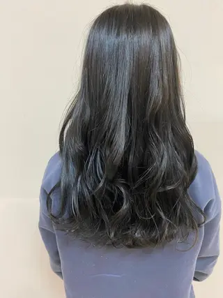 セミロング カラー 🌈haru🌻 藤沢ハイトーン🌈のヘアスタイル