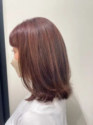 ミディアム 伊東 咲織のヘアスタイル
