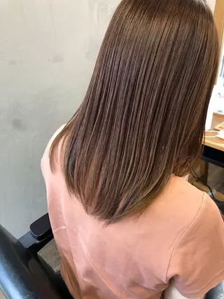 セミロング カラー 長井 美佳のヘアスタイル