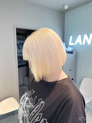 ショート カラー 🪄池袋ハイトーン 🪄ブリーチカラーのヘアスタイル