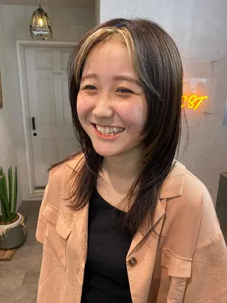 セミロング ヘアアレンジ XENA表参道 MIKUのヘアスタイル