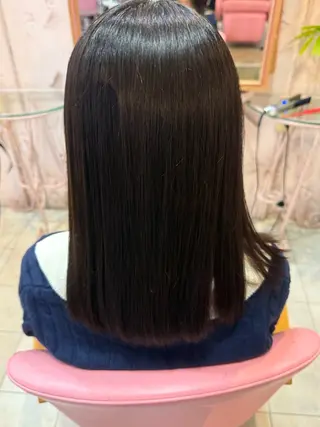 セミロング 𝙼𝚒𝚎𝚗𝚎 𝚙𝚒𝚗𝚔所属・山本 葵のヘアスタイル