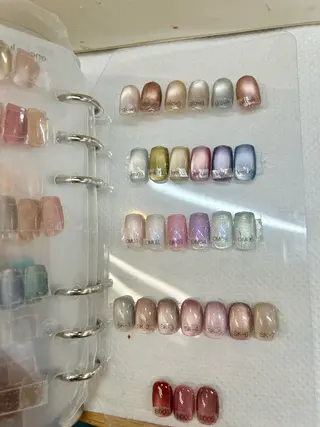 ネイル ネイルサロンエーナイン札幌大通本店所属・宇野 舞美のネイルデザイン