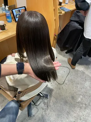 セミロング カラー 《髪質改善✖️オリー ブ🧸》小嶋拓也のヘアスタイル