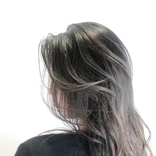 セミロング カラー 関 京磨のヘアスタイル