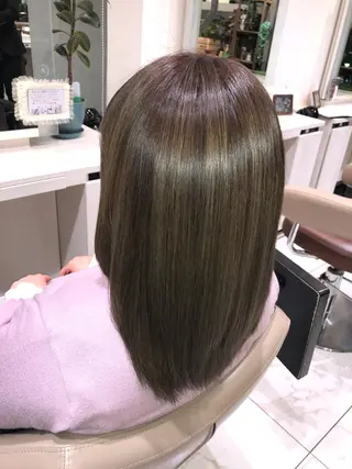 ミディアム カラー 安井　昴 💫ブリーチ縮毛矯正のヘアスタイル