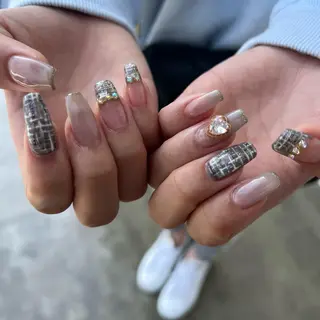 ネイル nailstudio ′ecole所属・nailstudio ′ecoleのネイルデザイン