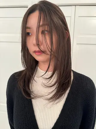 カラー ブリーチカラー🎀 韓国風/寺門美優のヘアスタイル