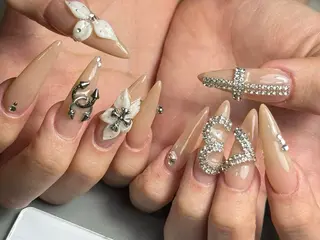 ネイル 💕鈴木ユリ パラジェル/オフ無料のネイルデザイン