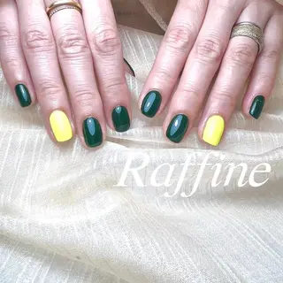 ネイル RAFFINE 月🦋🩵のネイルデザイン