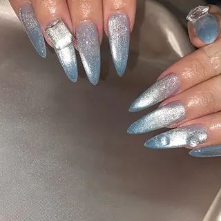 ネイル la vie  Luire所属・la vie Luire ｱｽｶのネイルデザイン