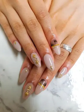 ネイル 河野ちえ (雑誌掲載サロン)のネイルデザイン