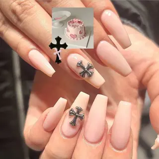 ネイル fein. rion☁️のネイルデザイン