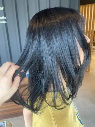 ミディアム カラー 水野 咲のヘアスタイル