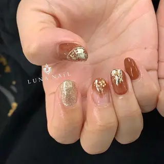 ネイル アトリエ　ミモザ所属・いまむら あかりのネイルデザイン