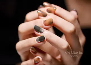 ネイル Elio所属・Elio 国泰寺のネイルデザイン