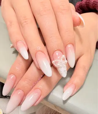 ネイル Merci  Nail Salon所属・日暮里 Rina  Nailのネイルデザイン