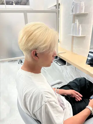 カラー メンズ youres hair 髪質改善トリートメント&ヘッドスパ  新宿三丁目店【ユアーズヘア】所属・🦋透明感カラー 👑NODOKA🦋のヘアスタイル