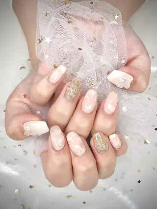 ネイル I-nailロング /ワンホン/キラキラのネイルデザイン