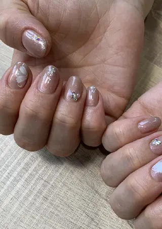 ネイル TASH nailのネイルデザイン