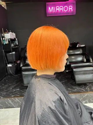 ショート カラー ハイトーンレイヤー 🦋🌷Shuriのヘアスタイル