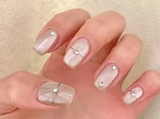 ネイル 高木 維麗絲のネイルデザイン