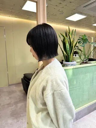 ミディアム ボブ/ぱつっとボブ/ 谷口 海星のヘアスタイル