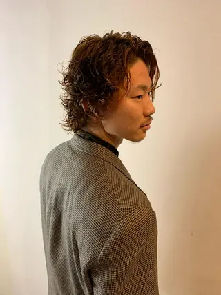 セミロング パーマ メンズ HIROGINZAプレミアムバーバー赤坂店所属・田中 千恩のヘアスタイル