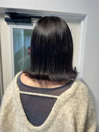 カラー annuy aoiのヘアスタイル