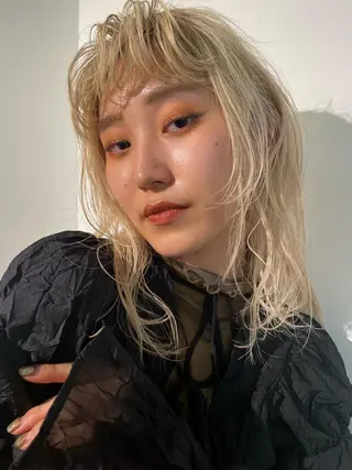 ロング カラー ヘアアレンジ 🌀MaNO🌀 ネモトナツキのヘアスタイル
