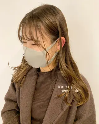 ロング カラー 佐藤 永夏のヘアスタイル