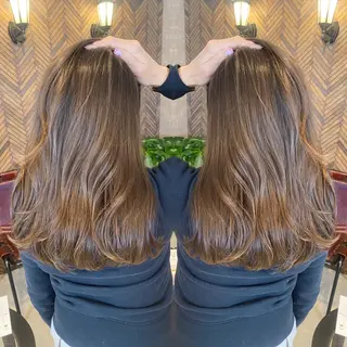 ロング カラー tocca 💜石田愛結💜のヘアスタイル