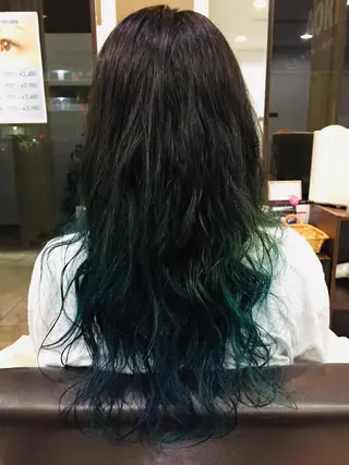 ロング カラー 阿久津 泰幸のヘアスタイル
