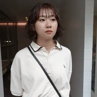 ミディアム カラー パーマ ヘアアレンジ 🌐サトウ リョウ🌐のヘアスタイル