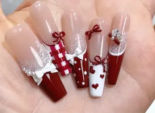 ネイル D-BEAUTY Nailsalonのネイルデザイン