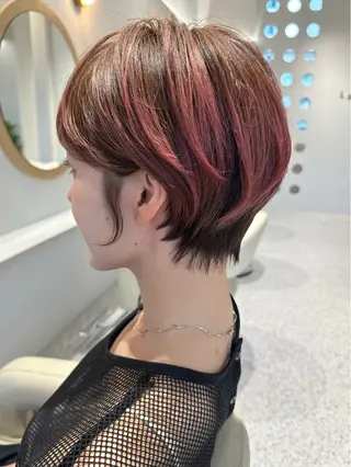 ショート カラー Legit 海老名所属・髪質改善💫カラー/ 縮毛矯正✨特化美容師のヘアスタイル