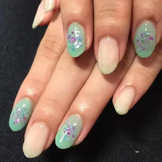 ネイル BANBINANAIL所属・イリネコ マリのネイルデザイン