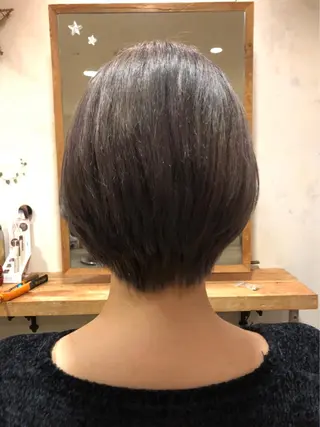 ショート カラー くろいわ りほのヘアスタイル