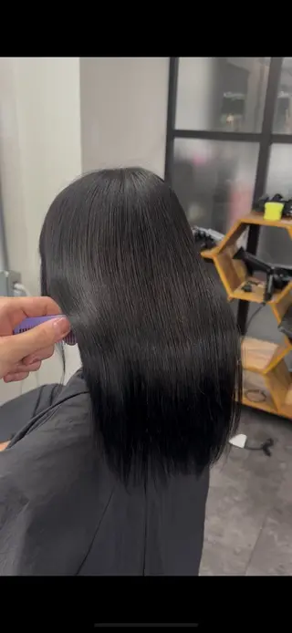 セミロング カラー ✨レイヤーカット/透 名感カラー特化✨のヘアスタイル