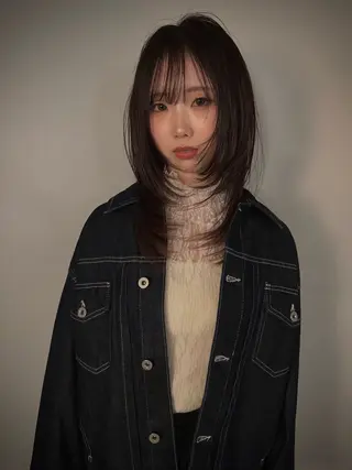 セミロング カラー ROSTAR セイゴのヘアスタイル