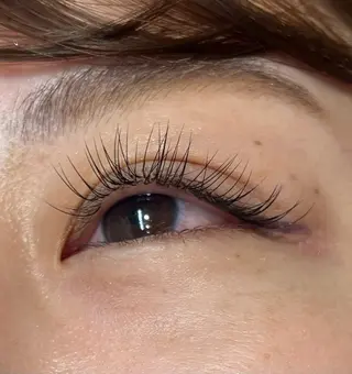 マツエク・マツパ MAQUIA蒲田店 横山のマツエク・マツパデザイン