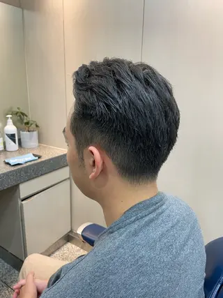 ショート 奥山岳冬 おくやま たかとのヘアスタイル