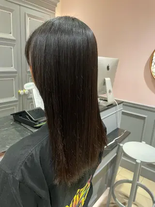 セミロング カットモデル ヨネダのヘアスタイル