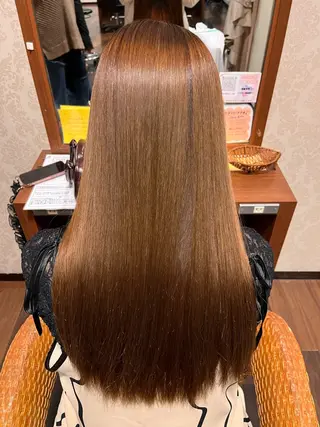 ロング よしだ しおりのヘアスタイル