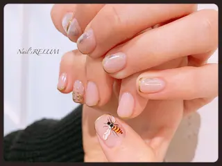 ネイル THECOLORS所属・近貞 莉奈のネイルデザイン