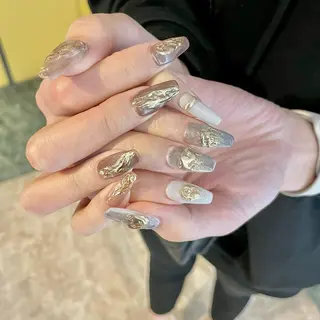 ネイル ネイルサロン Feel円町店のネイルデザイン