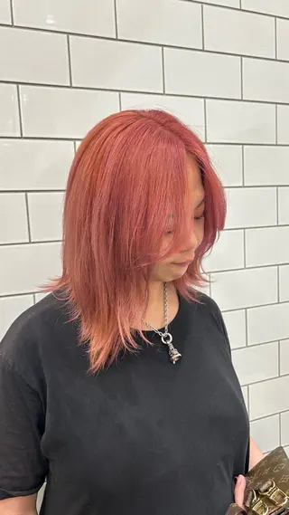 カラー jiire所属・ユイ コハルのヘアスタイル