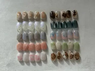 ネイル scré as Ételのネイルデザイン