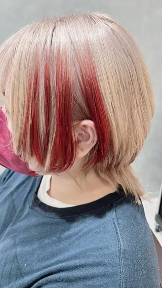 ショート カラー 🌈安藤愛/透明感 艶カラー🫧ROWのヘアスタイル