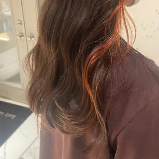 ロング カラー カジュアルを女っぽく 𝗮𝘆𝗮𝗰𝗼のヘアスタイル